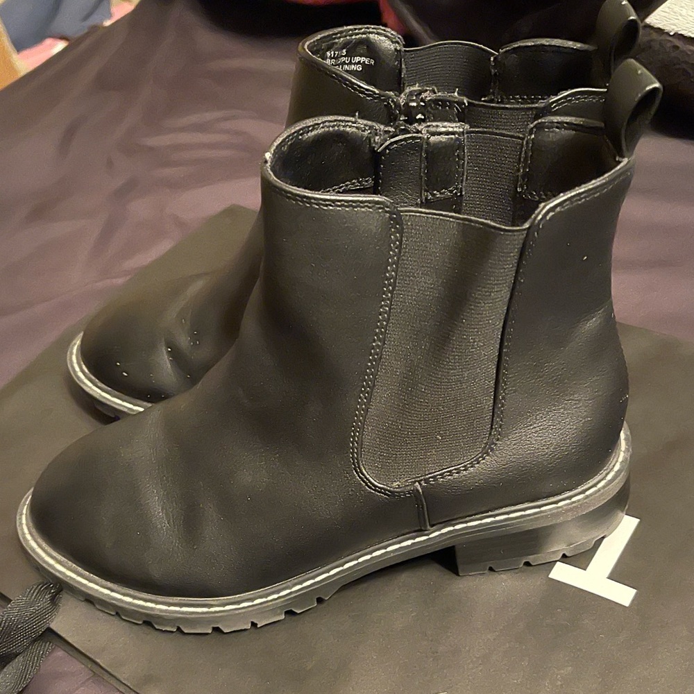 TORRID CHELSEA BOOTIE - BLACK (WW)